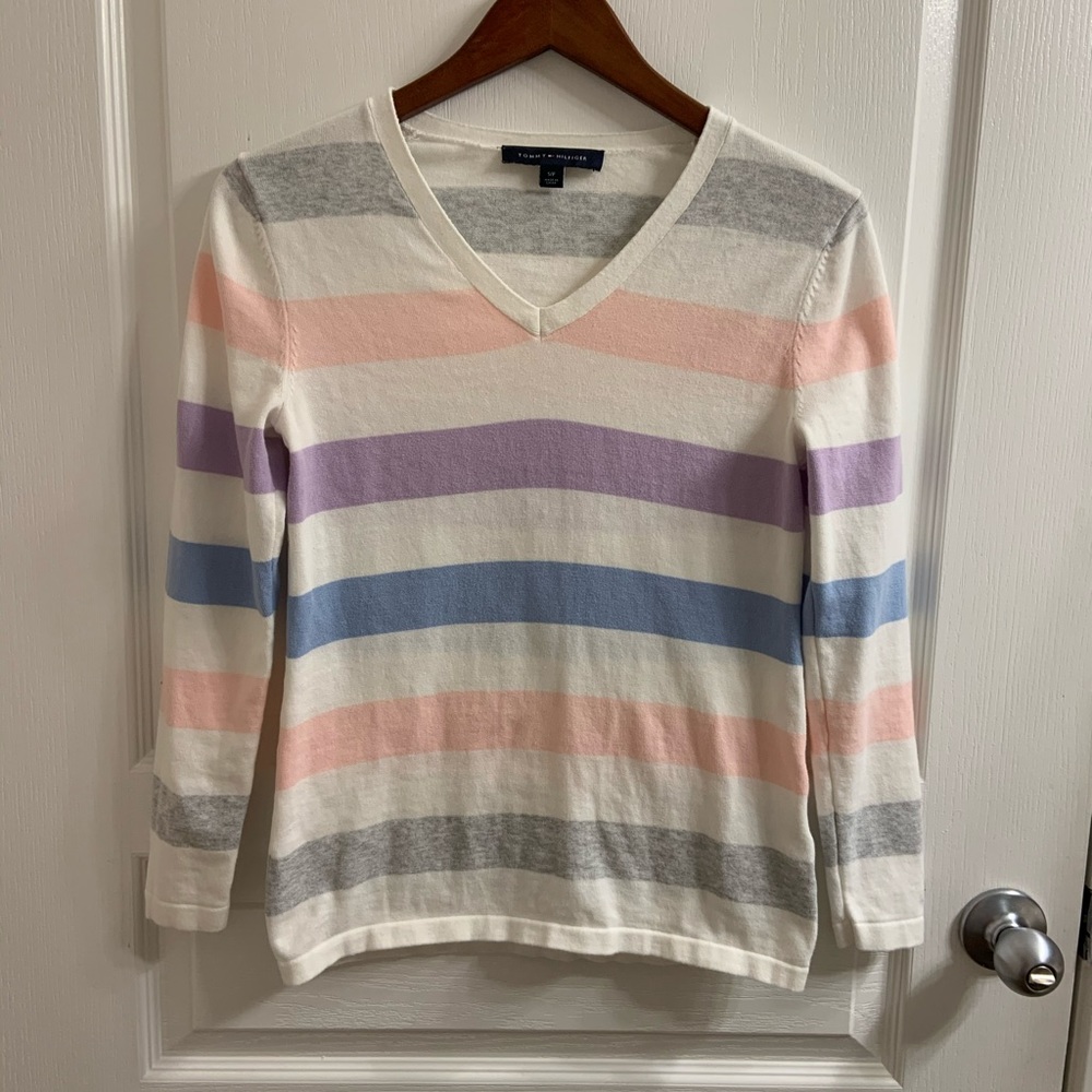 Tommy Hilfiger sweater